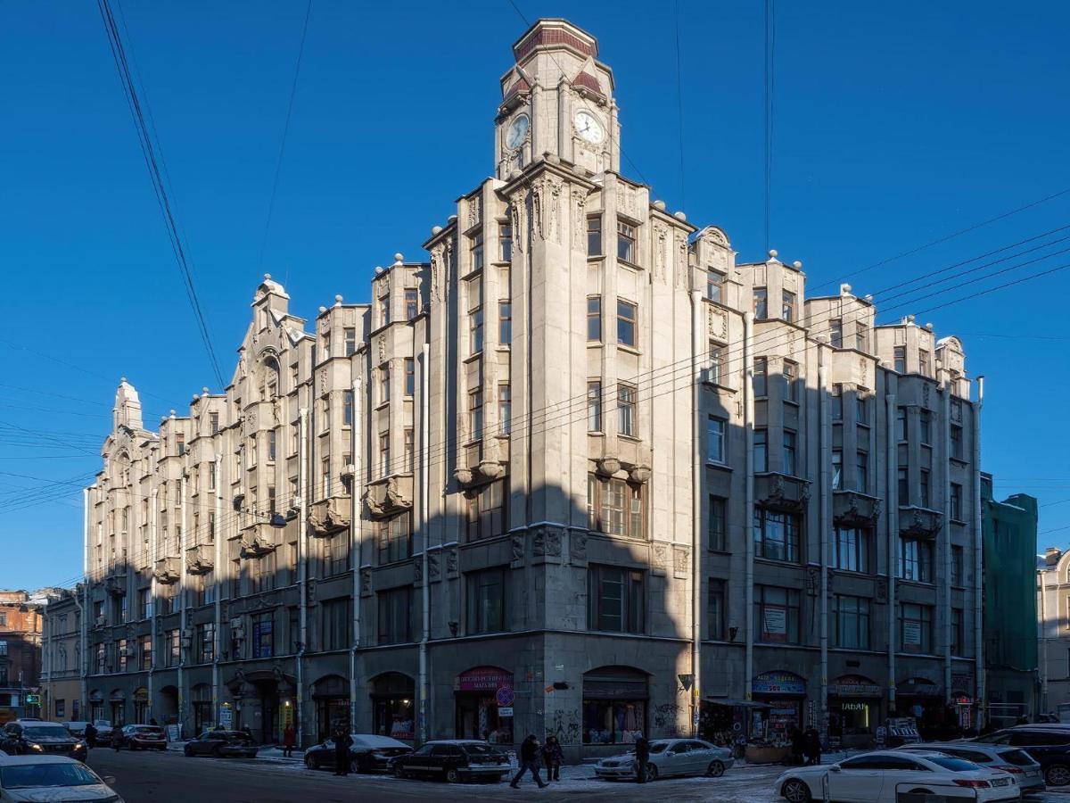 Friends Light Hostel Saint Petersburg Exterior photo